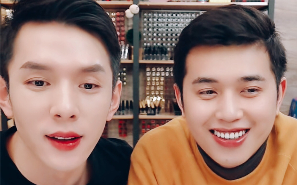 李佳琦和付鹏用自己工资搭起的口红墙