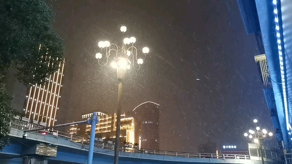 [图]初试结束时的雪❤️ 希望每个人都能好运❤️