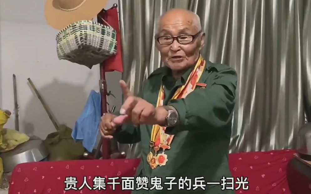 他不是在演戏，而是在回忆