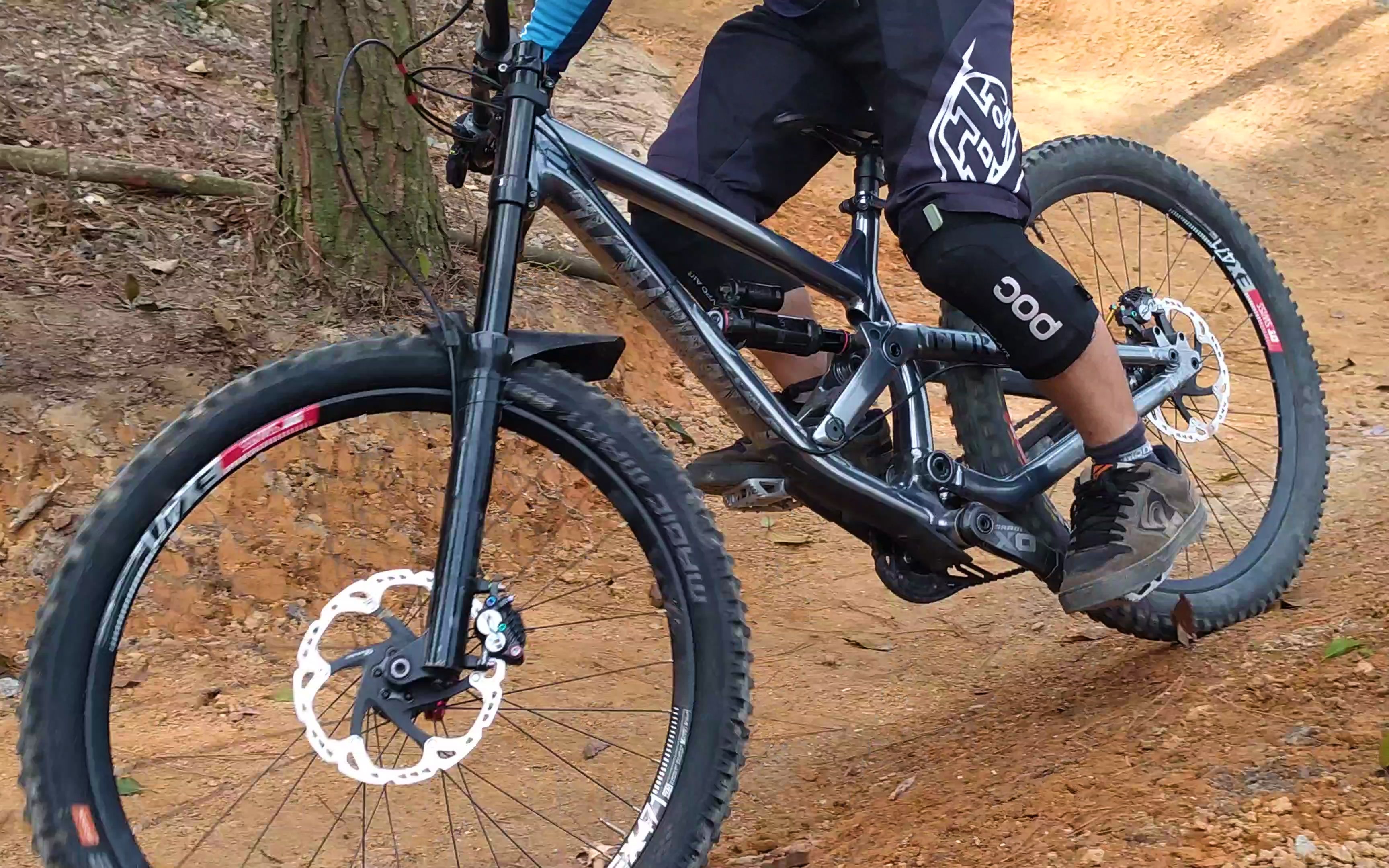 最快5.62秒-看门狗furious速降弯墙计时赛_哔哩哔哩_bilibili