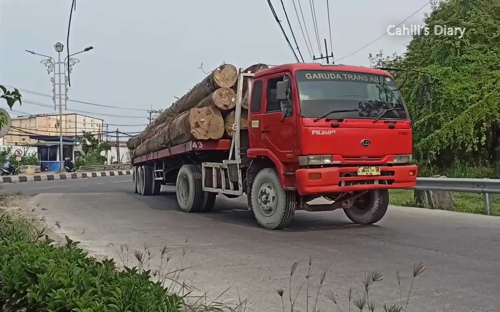 日产卡车 pk 系列 euro2 收藏 61 大量伐木木材卡车
