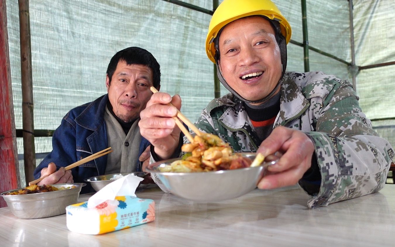 12元快餐不限量管吃饱,老板今天开业,喜欢吃快餐的多不多哔哩哔哩bilibili