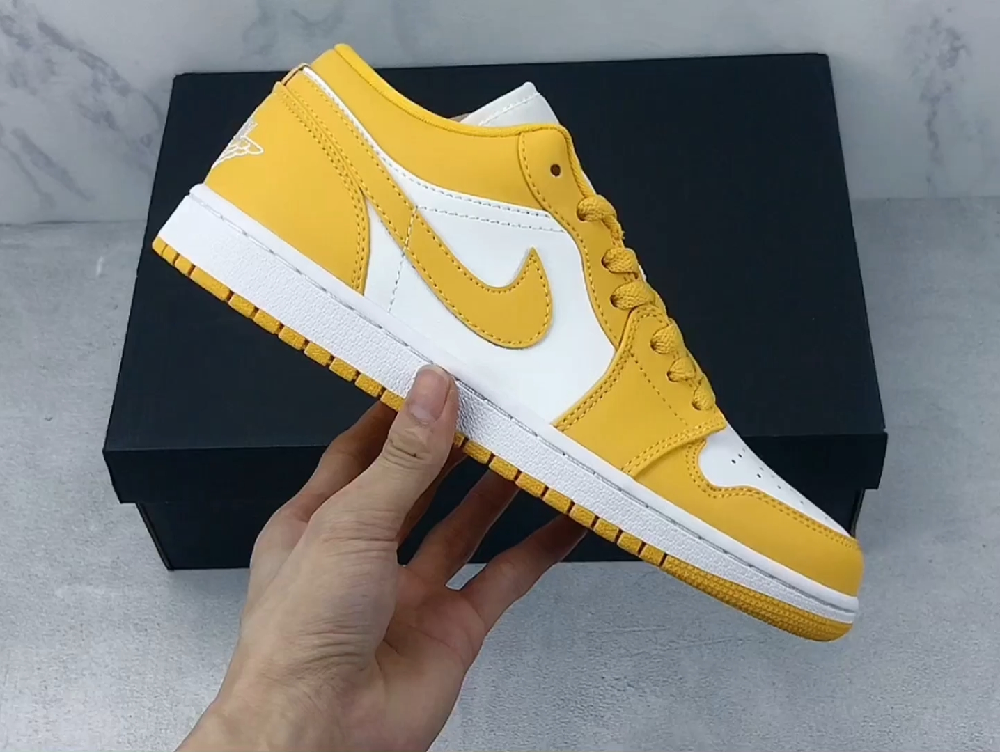 实拍视频 aj1乔1低帮 白黄色 休闲板鞋 同步官方配色 唯一独家头财い