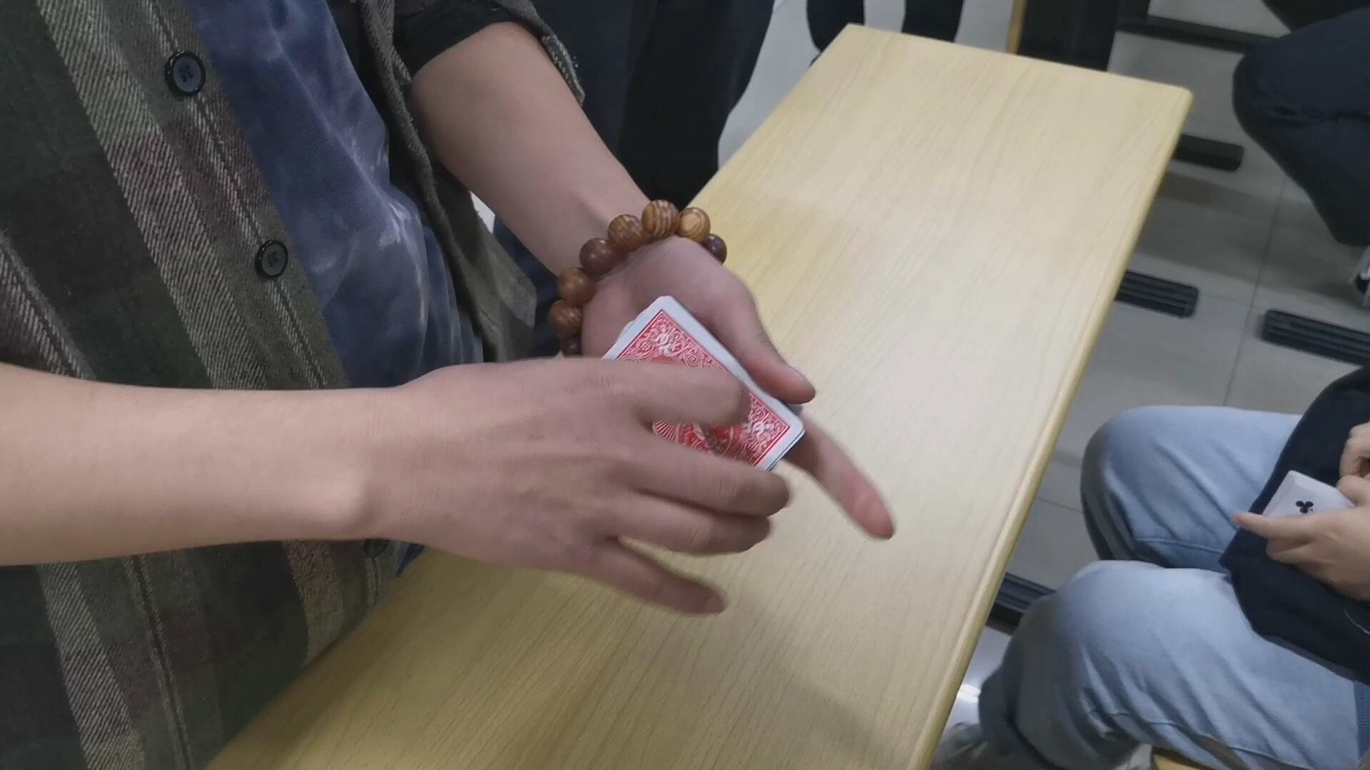 星宇魔术协会《爆炸出牌》演示