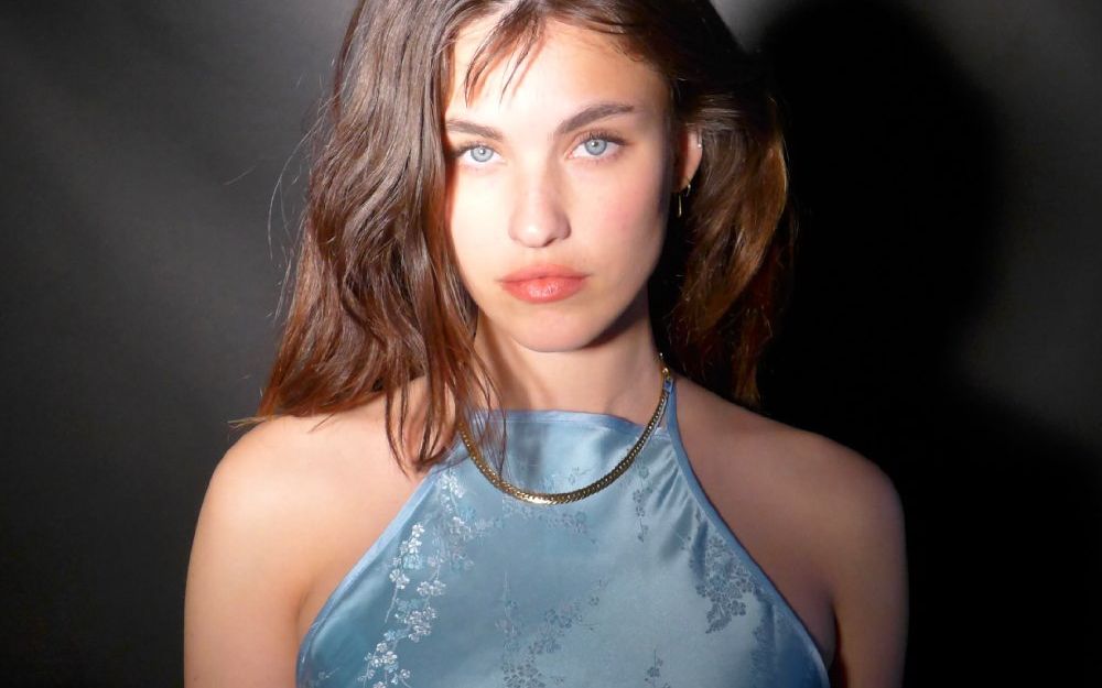 蕾妮·库尔蕾!被困辣妈燃斗志《囚禁》正式版预告片