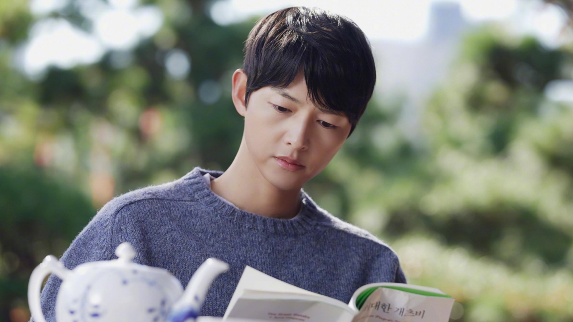 宋仲基当爸后频提儿子,电影活动上分享育儿心得,称和儿子还不熟