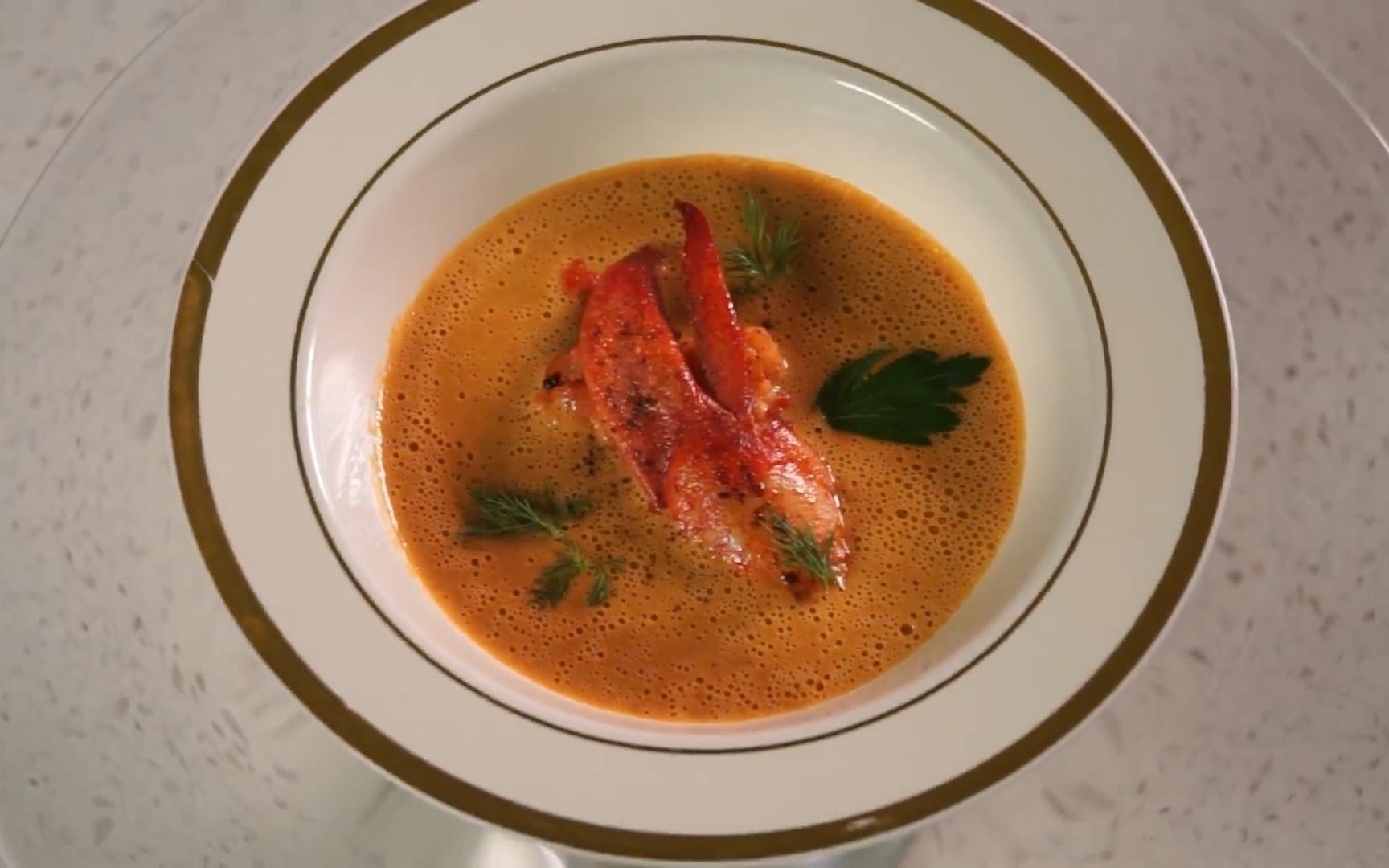 经典龙虾奶油浓汤classic lobster bisque