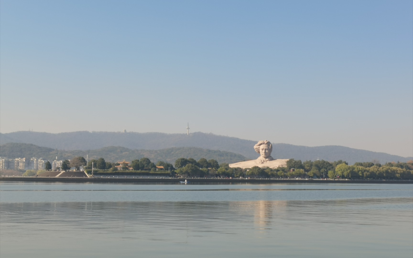 橘子洲头冬泳实纪(十二分钟微噪番茄钟自用)