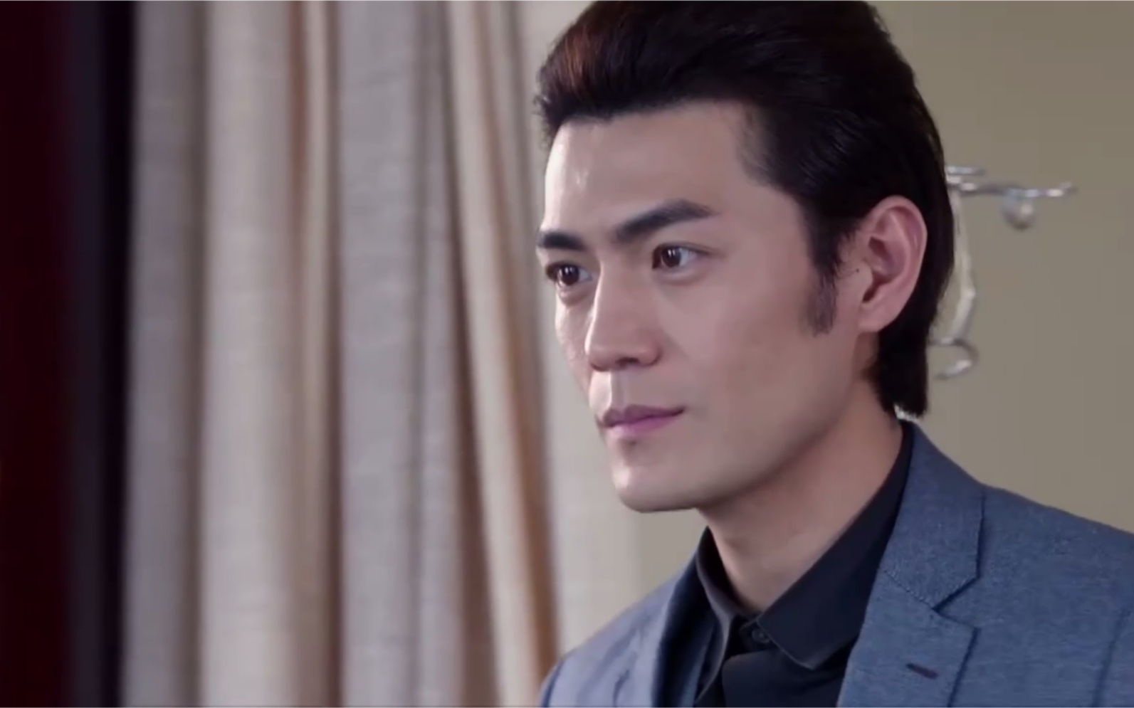 【季晨/又拐个皇帝回现代/李欢cut】那个一拉开帘子就惊艳到的男神!