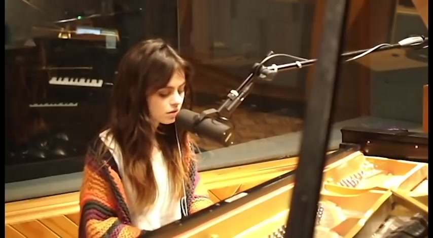 [图]Cant Help Falling In Love by Elvis Presley  Alyssa Baker Cover