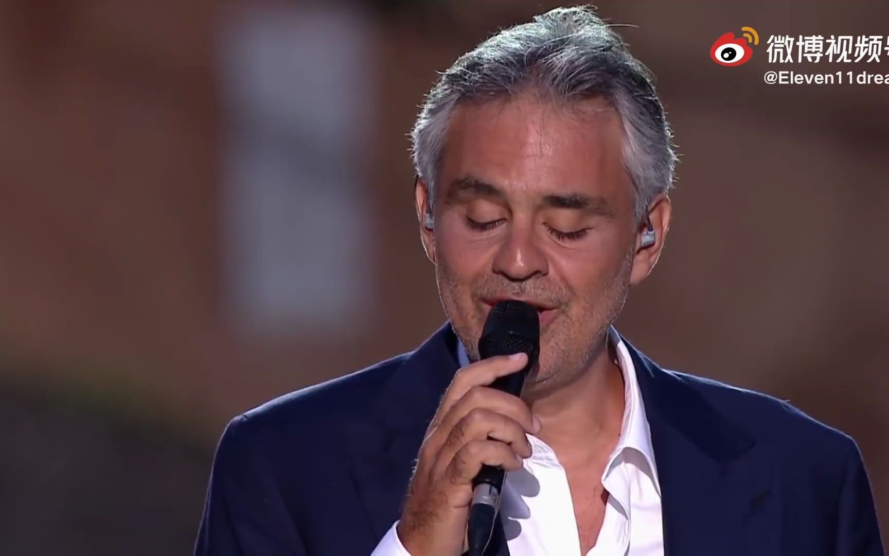 [图]Andrea Bocelli《Quizas Quizas Quizas》现场版