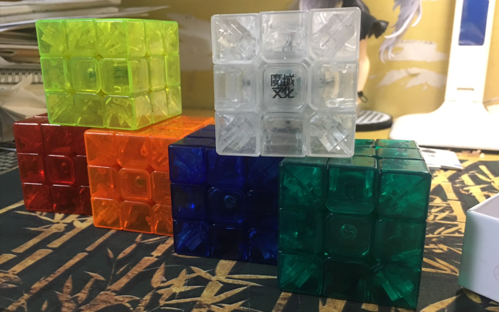 〔纯拼/魔域透明三阶〕六颗"限量"魔方?_哔哩哔哩_bilibili