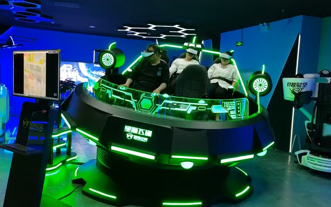 vr星际飞碟落地甘肃武威万达广场