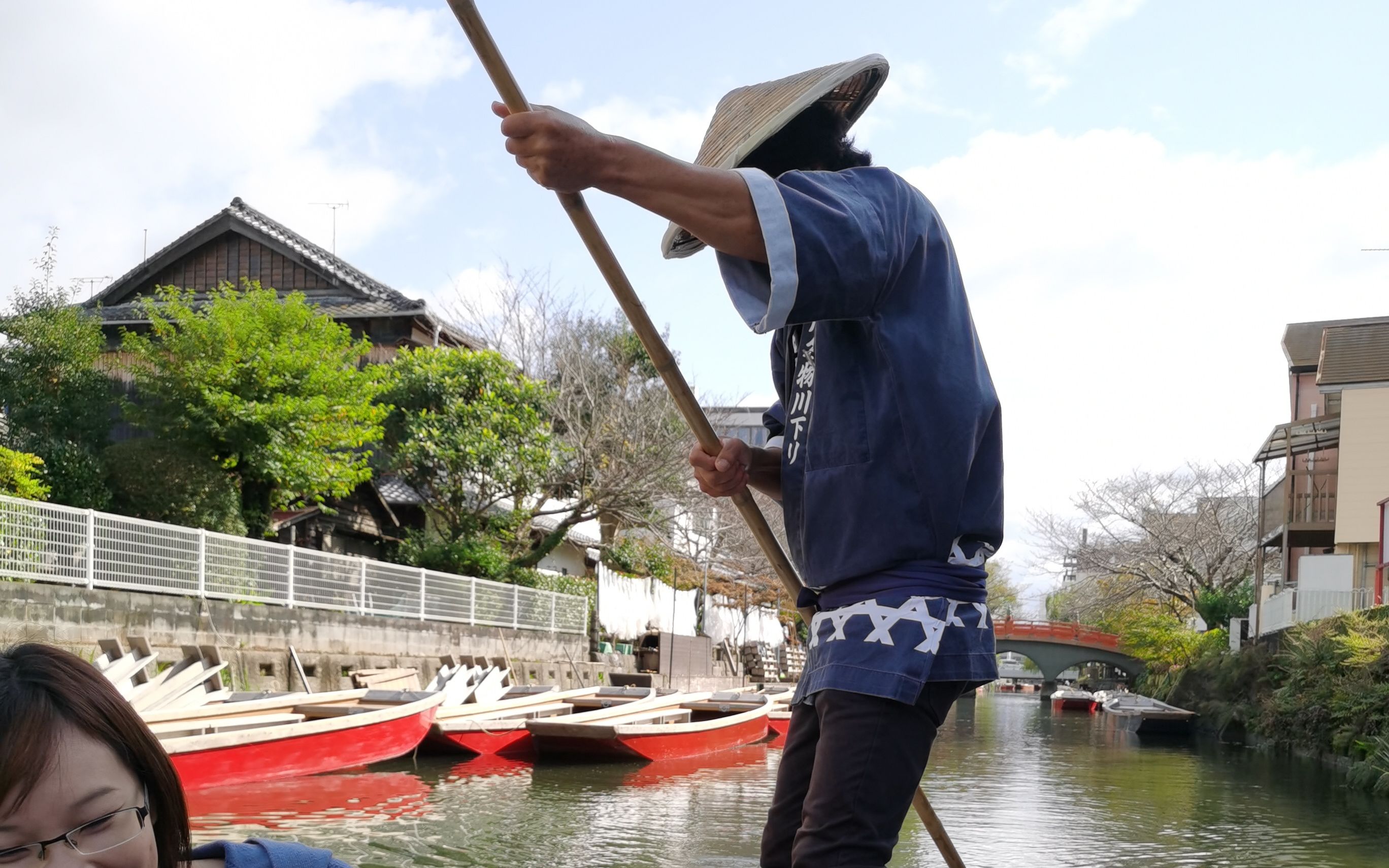 日本柳川游览船,有趣的船夫_哔哩哔哩_bilibili