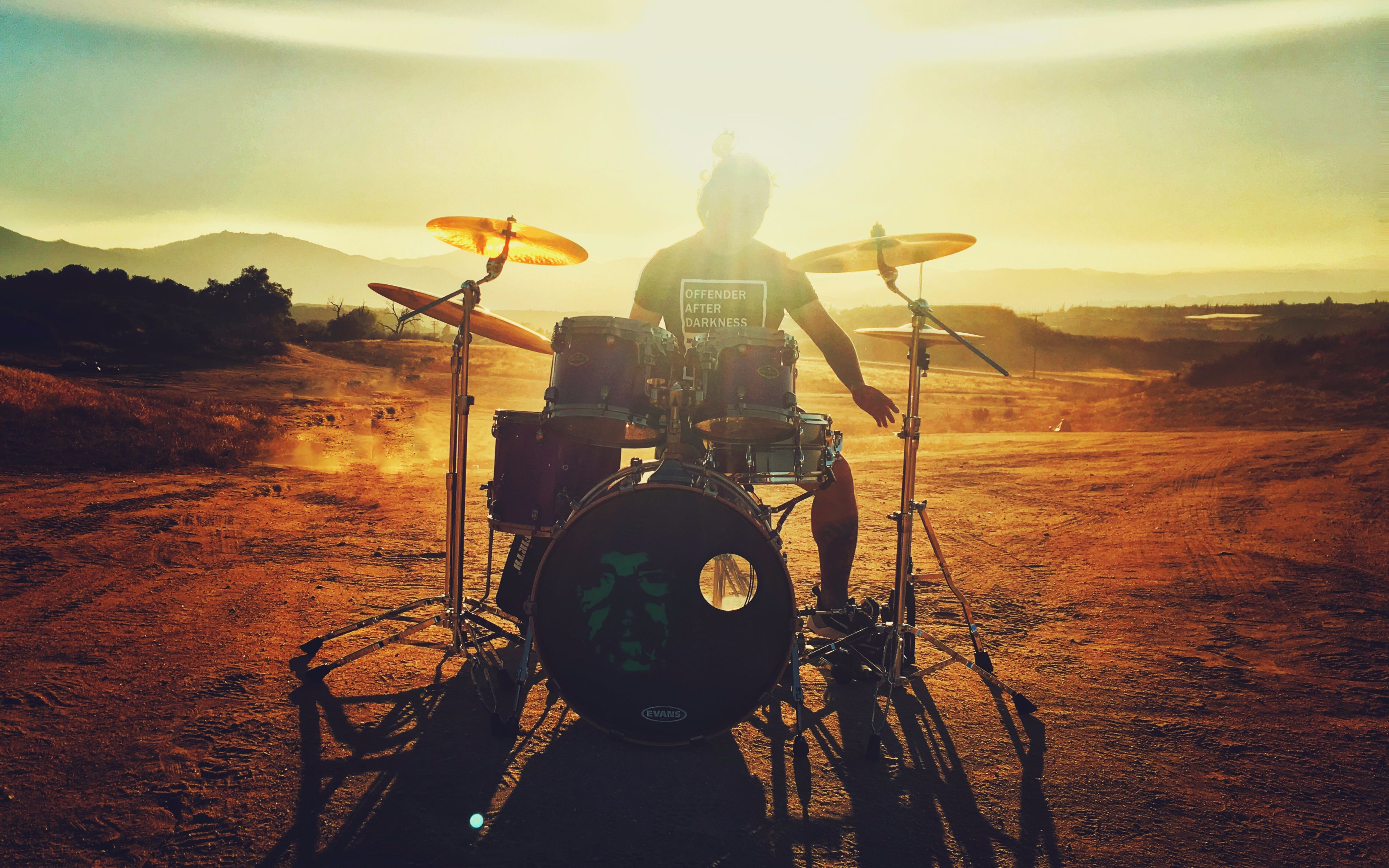 美漂鼓手梦当中国大鼓遇上美国摇滚华人微纪录