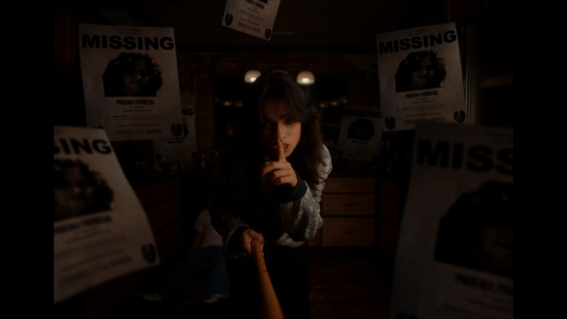 Ari Abdul「HUSH」
