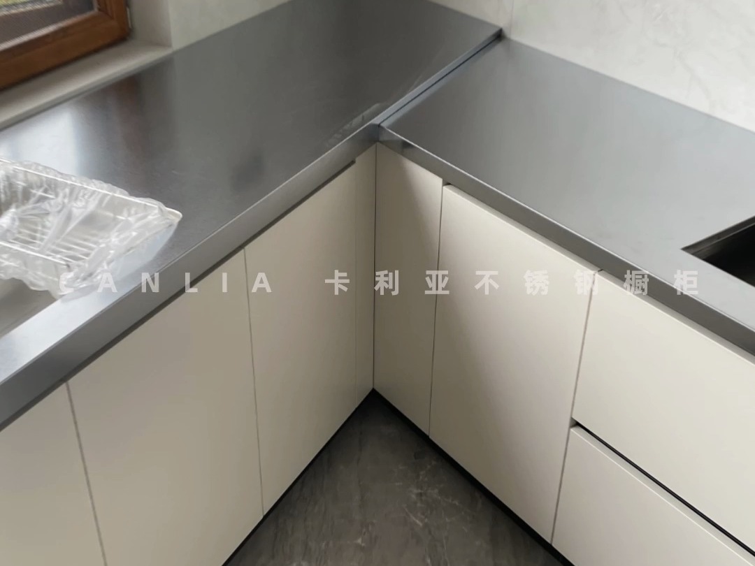 卡利亚不锈钢橱柜安装实例