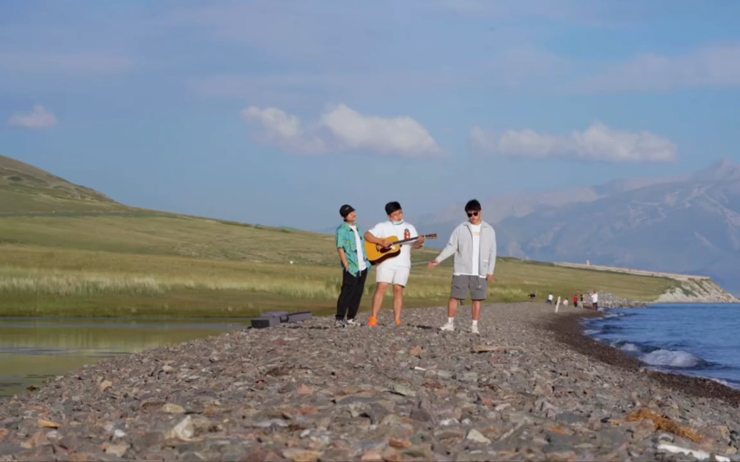 陈亦洺/马里奥/动点:我们去大草原的湖边生娃娃