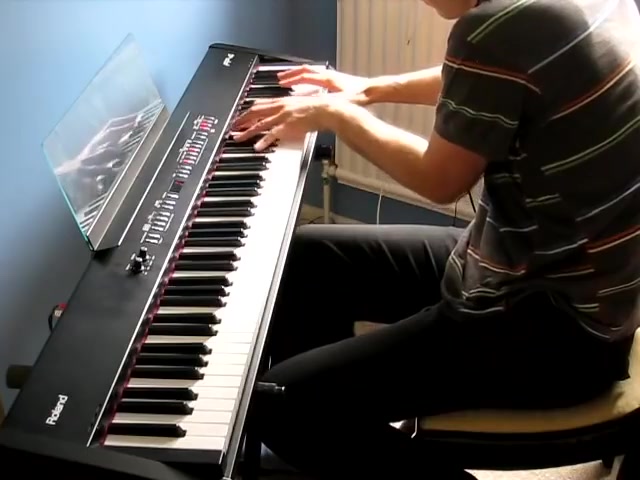 [图]【气势音乐】空灵悲壮系->Transformers - 'Arrival to Earth' / 'Scorponok'  | Piano cover