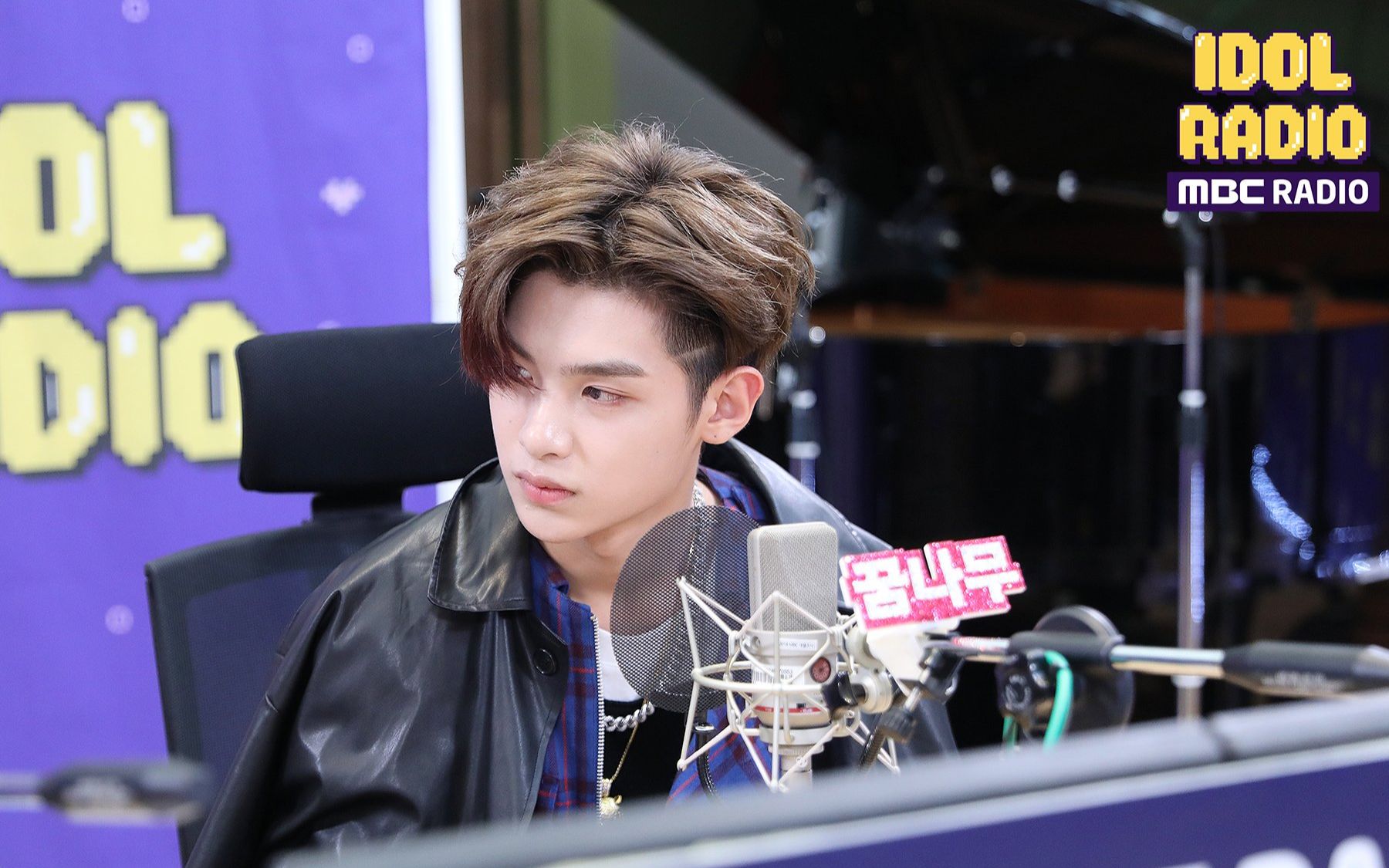 [图]【Justin黄明昊】【中字】190411 EP191 Idol Radio偶像电台