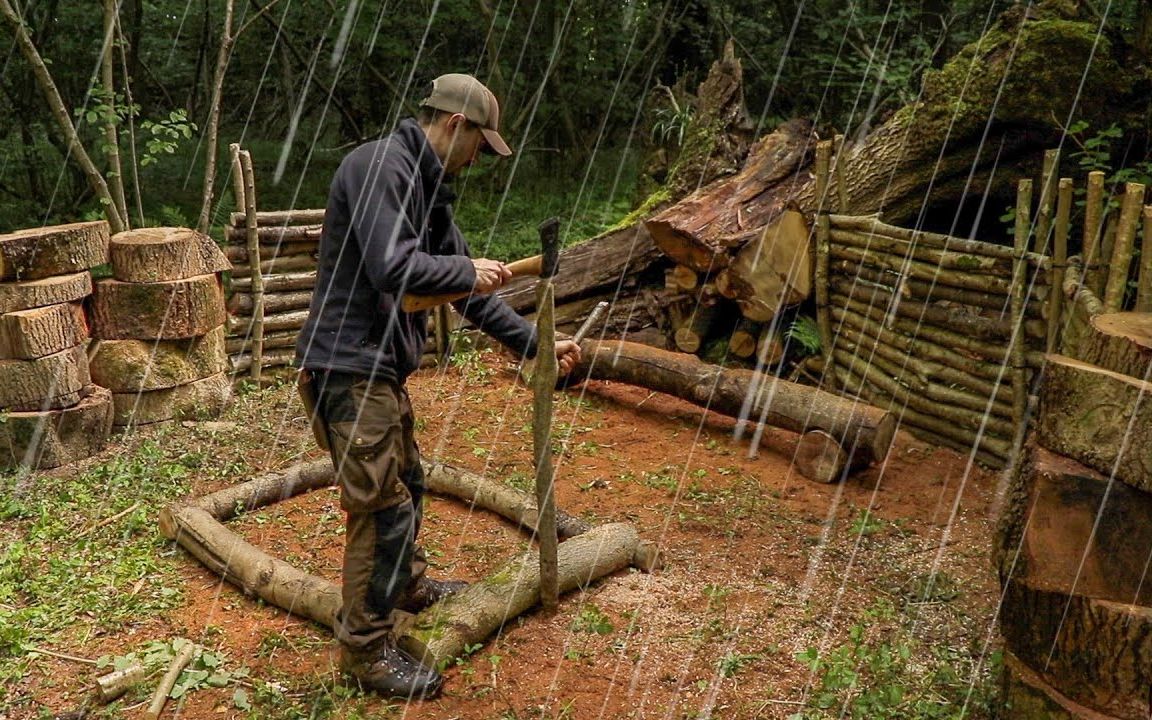 【ta户外求生】暴雨中搭建庇护所