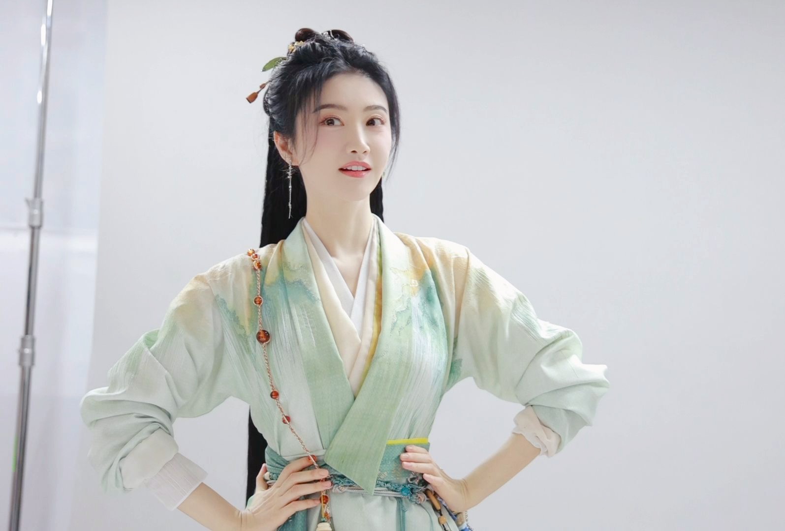 【四海重明】景甜南颜海报拍摄花絮