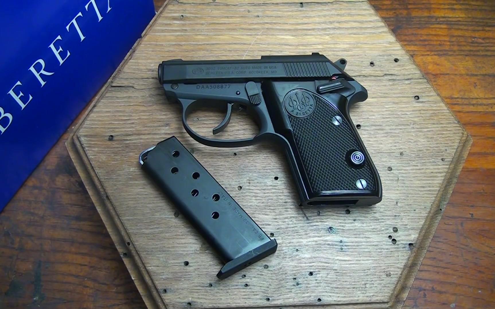 00评测 贝瑞塔tomcat(.32acp口径)手枪