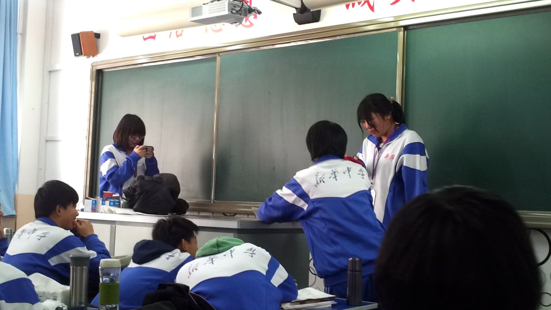 天津市新华中学甄嬛转华妃之死