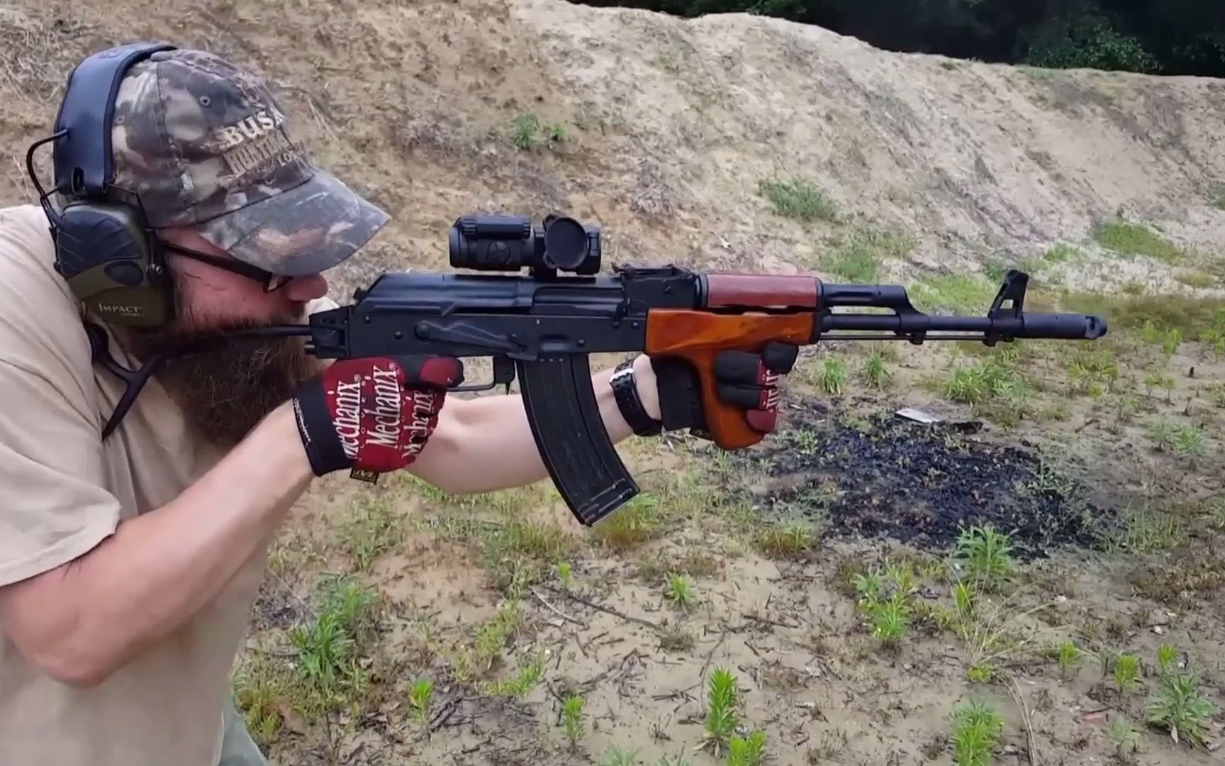 罗马尼亚aims-74突击步枪,不仅性能可靠 威力也是杠杠的!