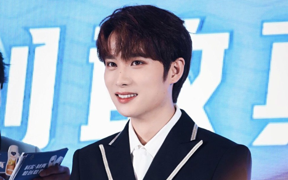 【井胧】创造营南京见面会 井胧清唱《喜欢你》嗨跳主题曲,学谢兴阳