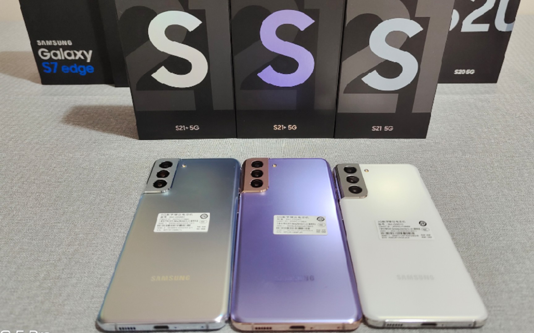 活动作品西柚三星s21系列简单开箱手感颜色对比s20