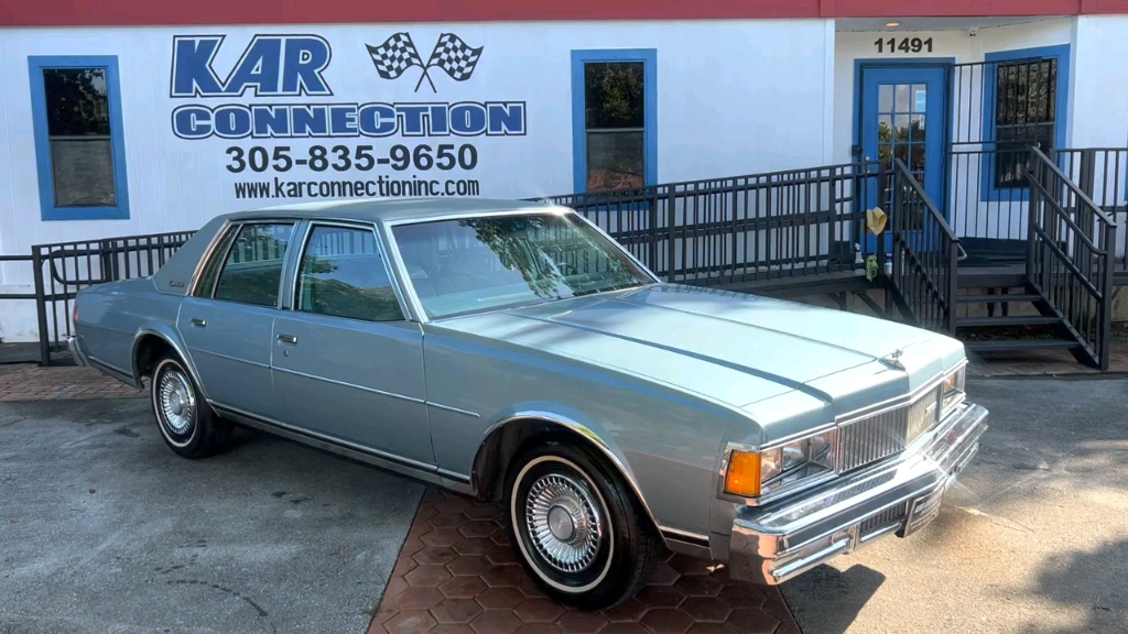 经典老式轿车 1977 雪佛兰 chevrolet caprice