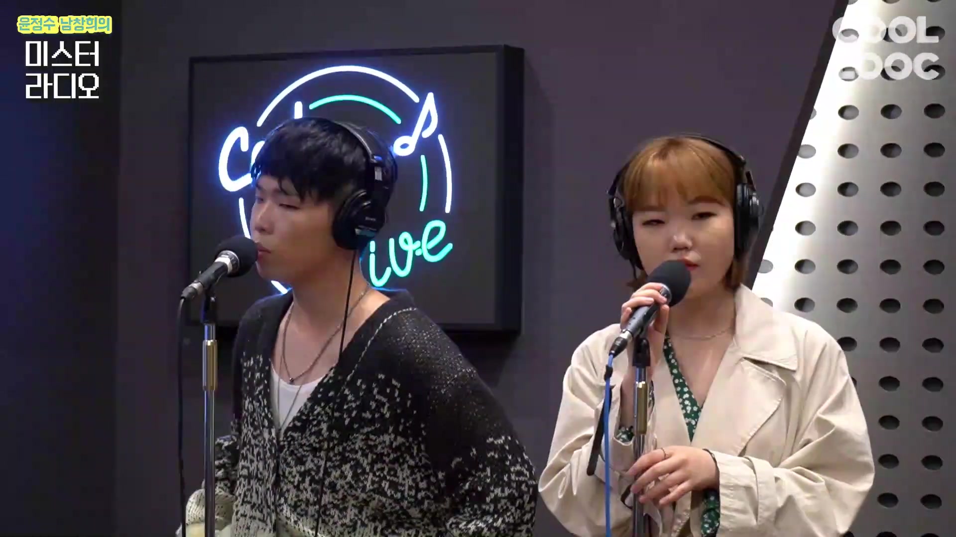 [图]AKMU《KBS COOL FM》Fish in the water官方LIVE 乐童现场yyds