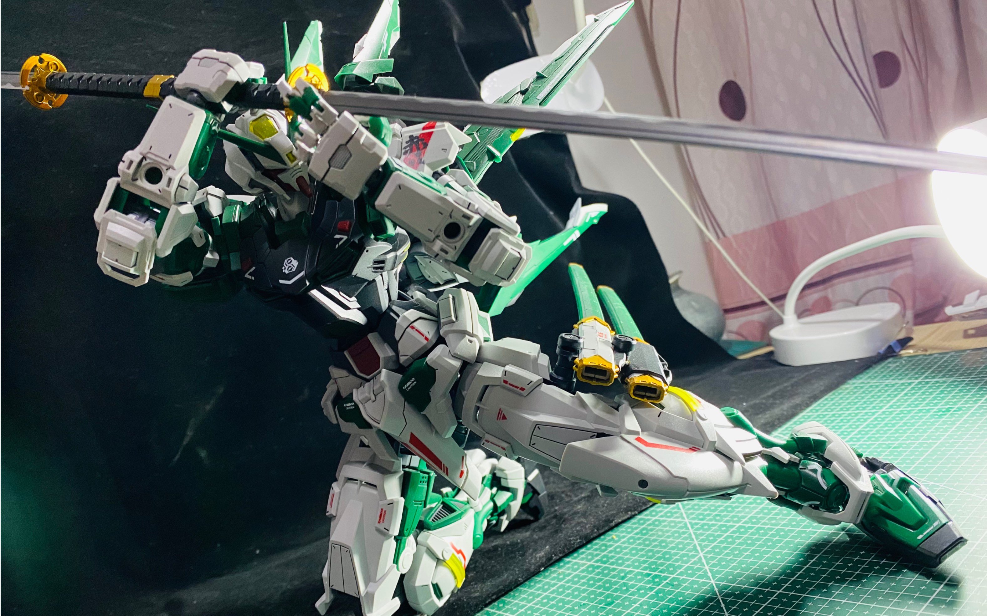 尼尔森绿异端素组展示话说三和的消光和光油也没有那么差嘛