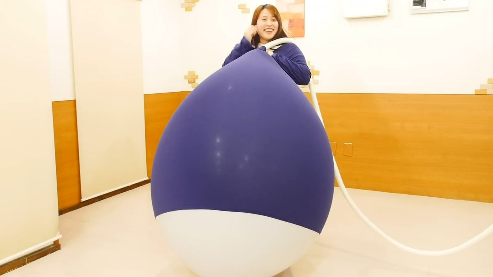 巨大气球衣服内POP