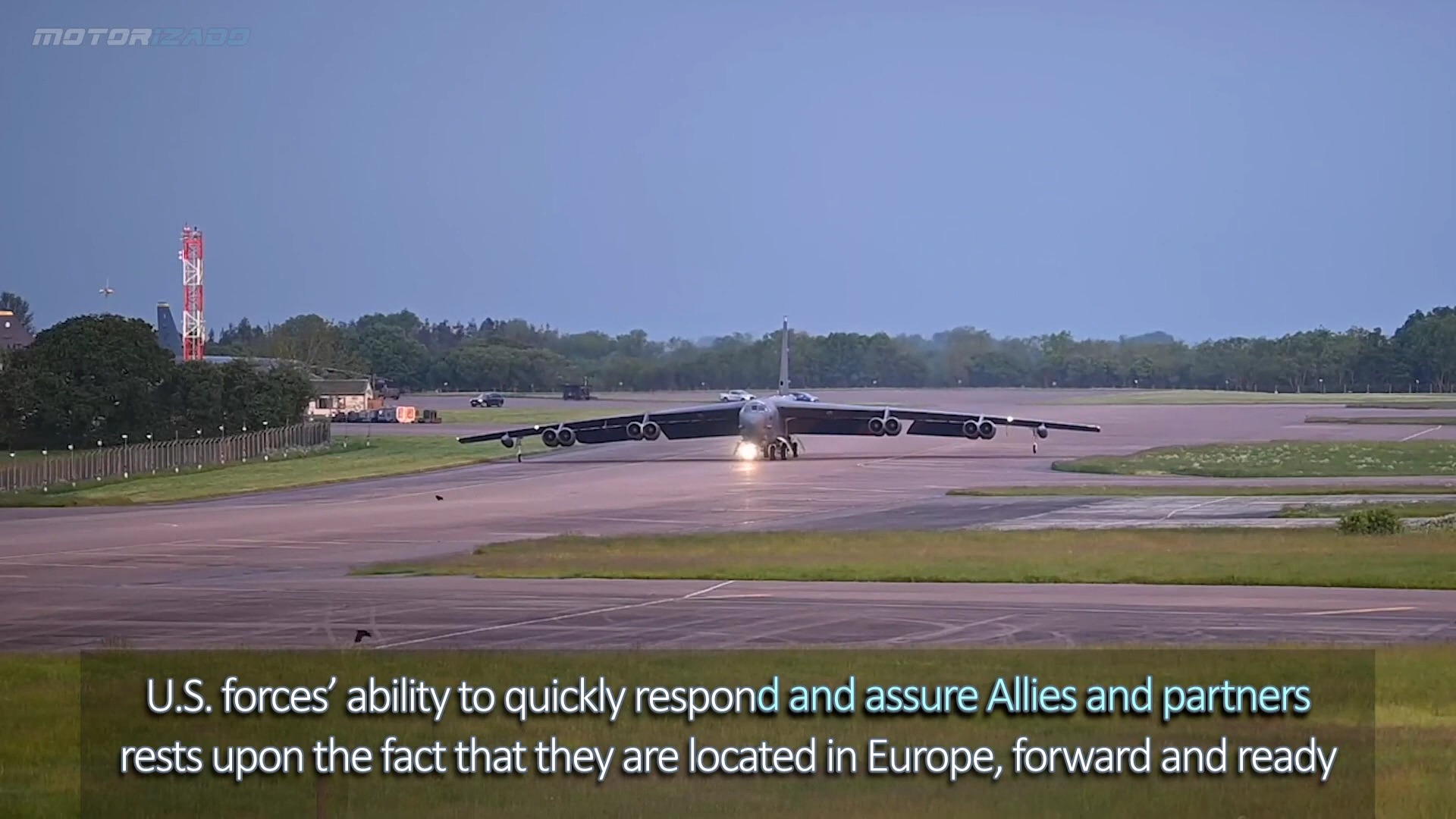 025.b-52h同温层堡垒轰炸机从英国费尔福德皇家空军基地起飞和降落