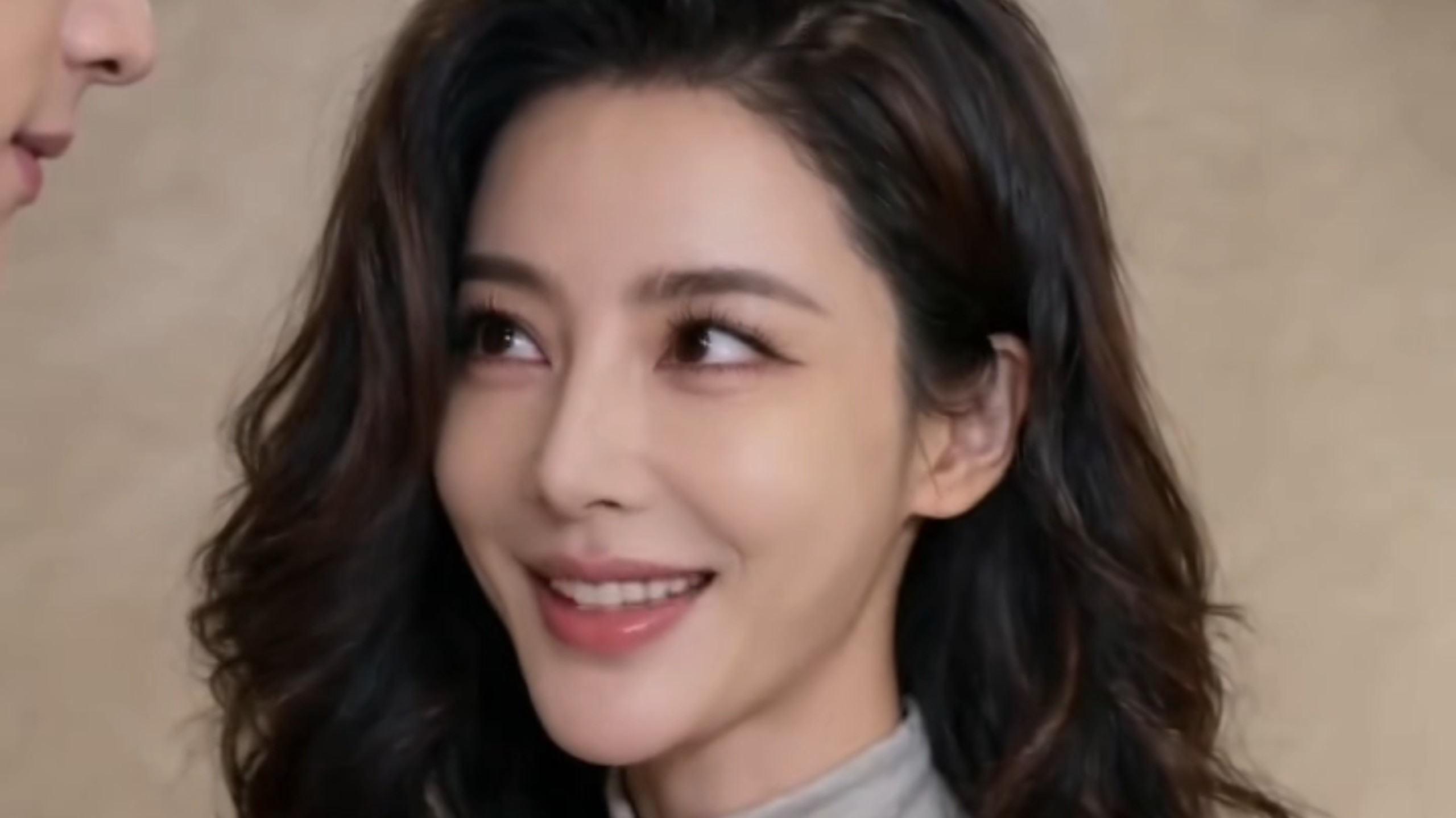 云载清希（33） 陈希去看房子，房东居然是余晴，两人一番交流之后，余晴居然玩笑一样的给了七折，余晴回去后和徐岳说起收养孩子的事情，徐岳虽然没有同意，似乎有些动摇