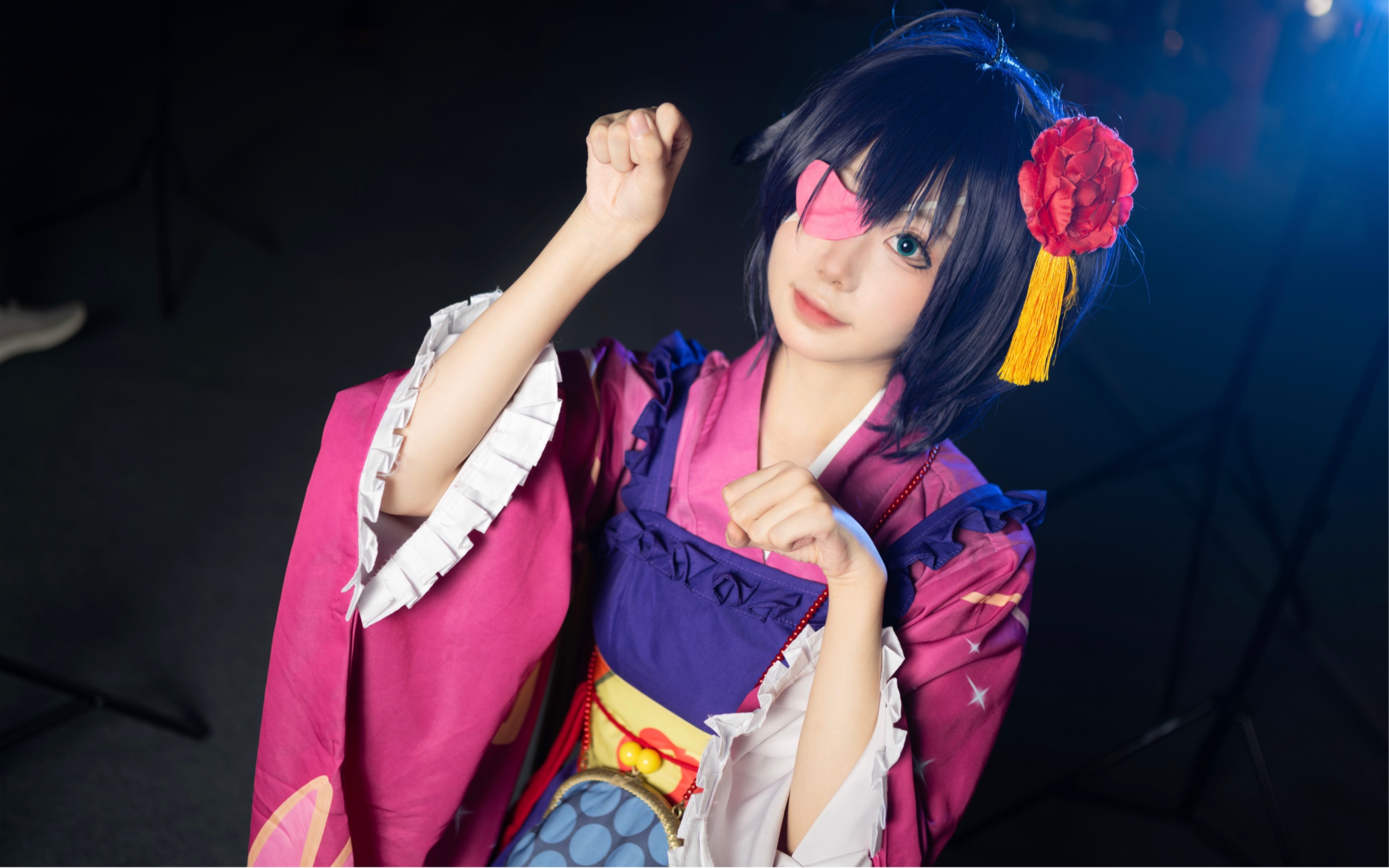 六花酱cos(>^ω^ )_哔哩哔哩_bilibili