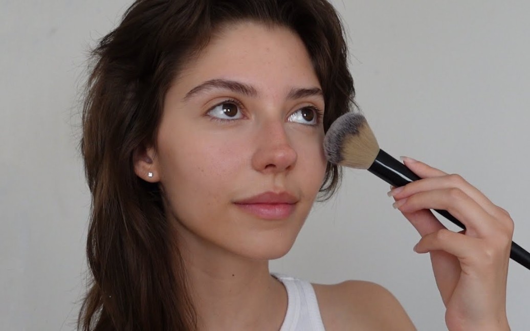 softlysweet助眠在化妆我放松低语十个人关注时隔一年重出江湖