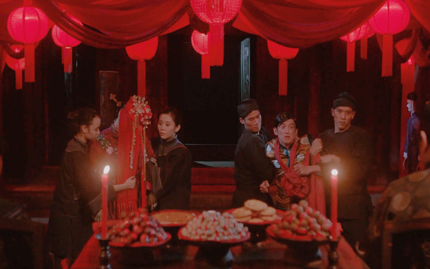 【前哥】根据真实事件改编,男子被迫与女尸冥婚,只为