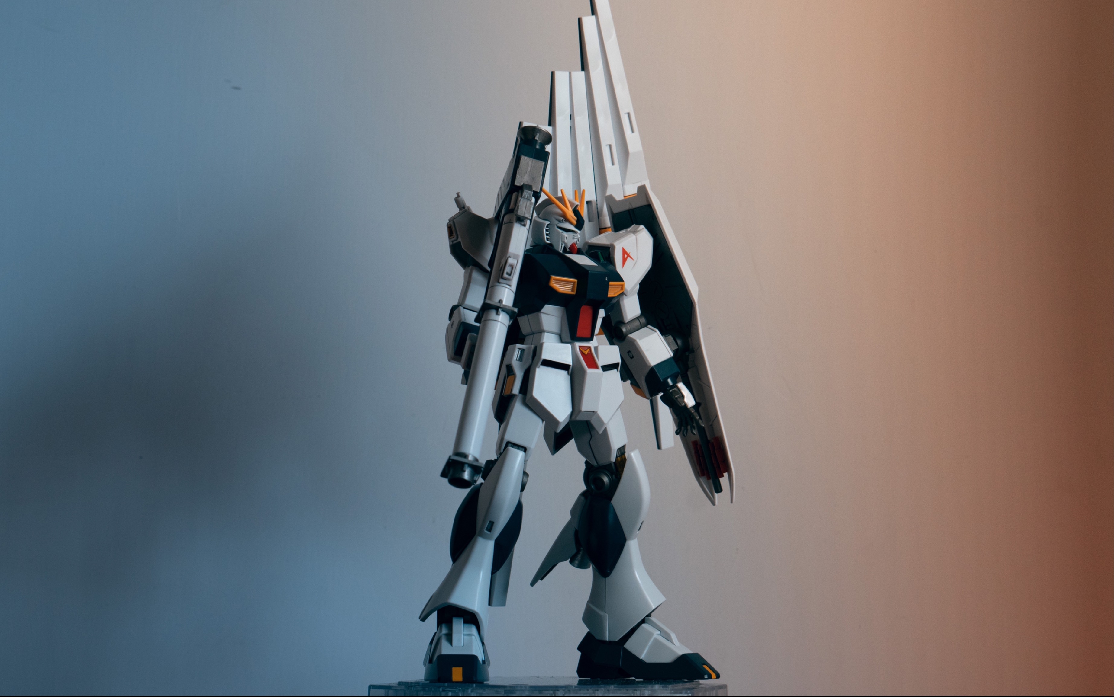 万代hg牛高达素组展示