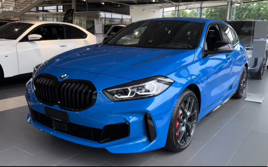 2023款宝马128ti 全方位实拍外观和内饰