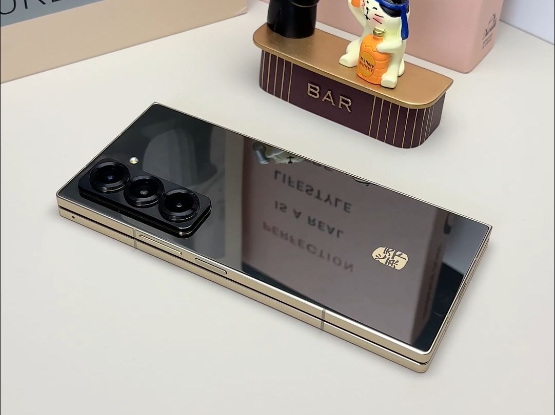 三星w25心系天下定制款降反射菲林膜