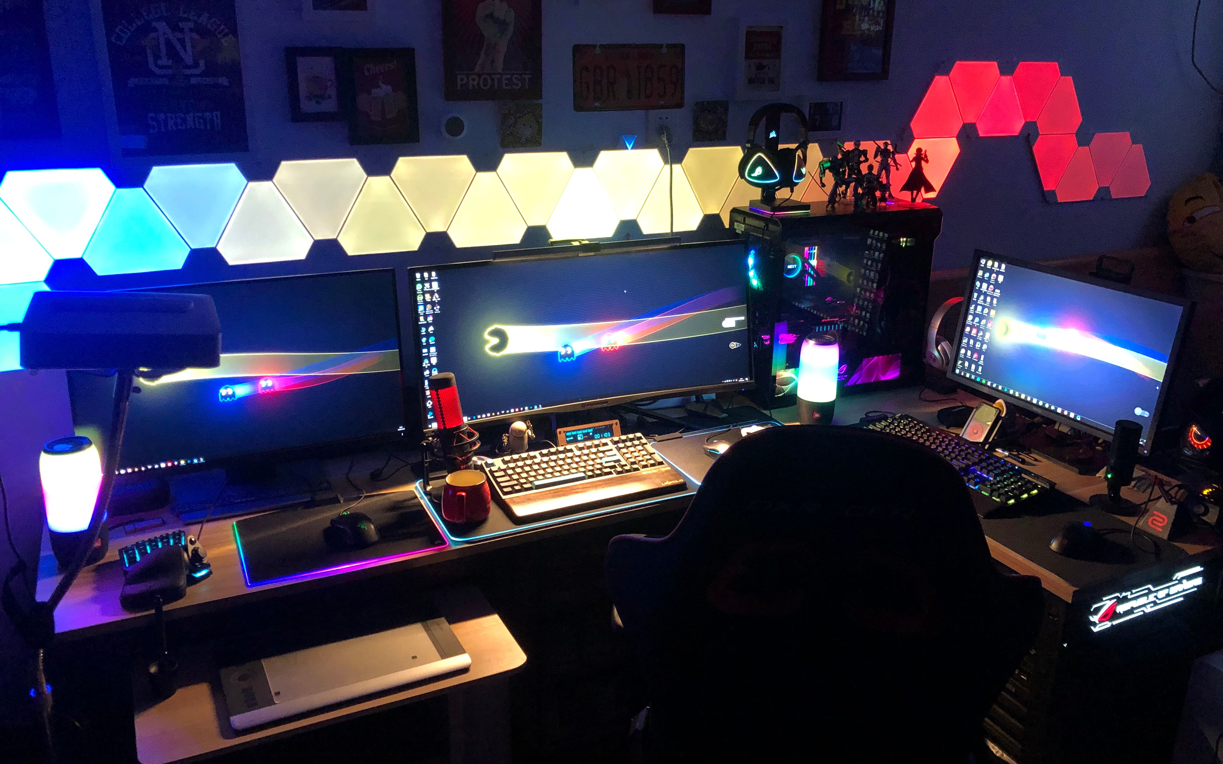 普通宅男的房间,我的肥宅快乐屋