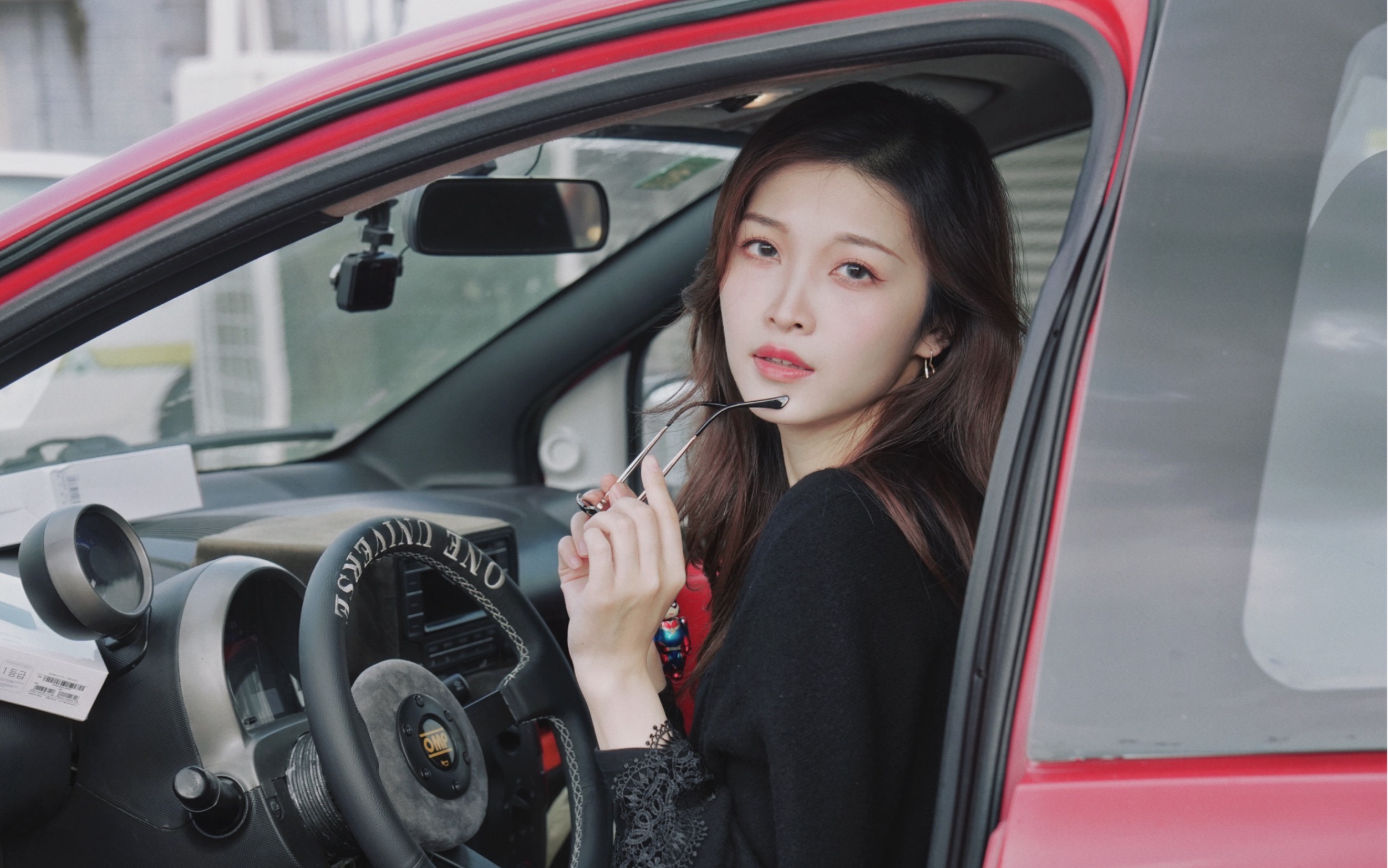 杀出一个女车手——小迪f0