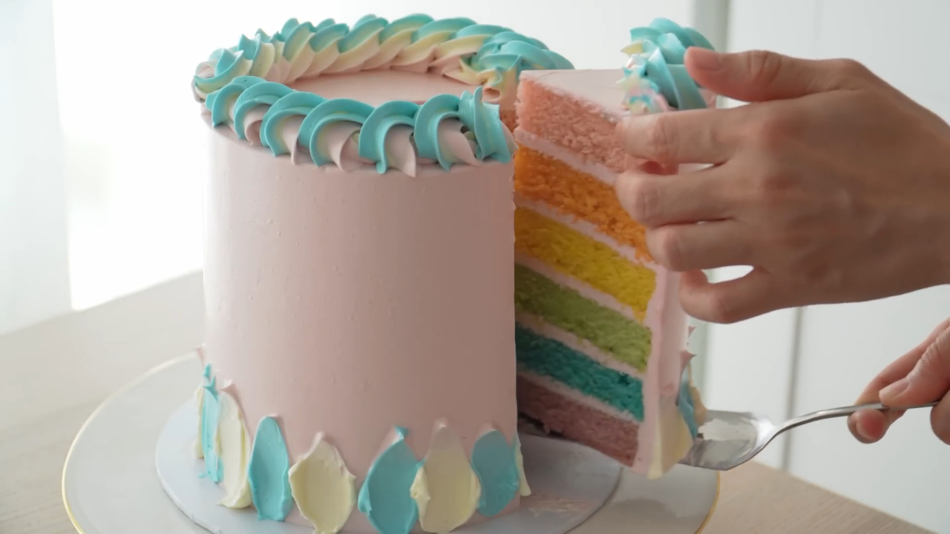 《彩虹蛋糕》意大利奶油蛋糕