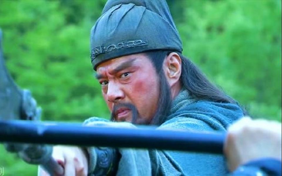 新三国超清60帧关羽见谁都是一刀秒杀偏偏打不过独眼龙