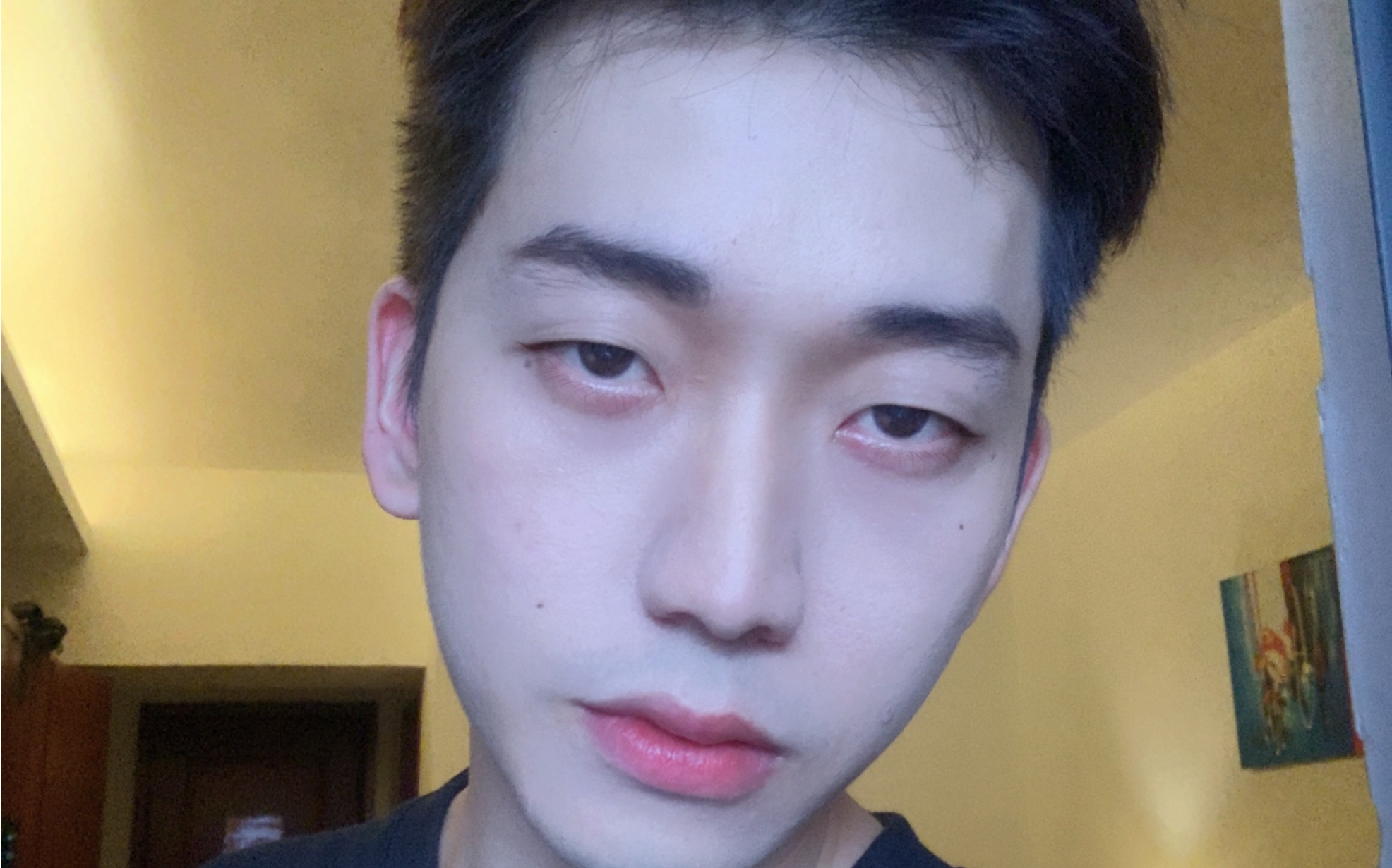 男生单眼皮日常妆容,伪素颜轻松搞定