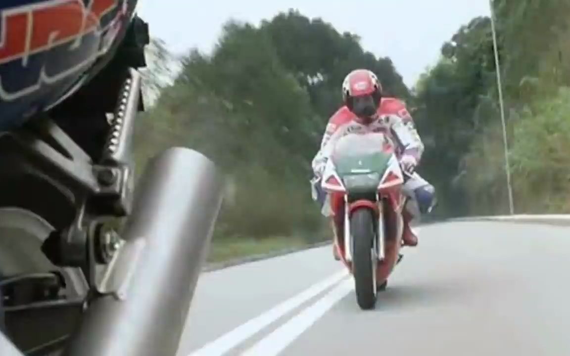 刘德华骑摩托赛车电影图片