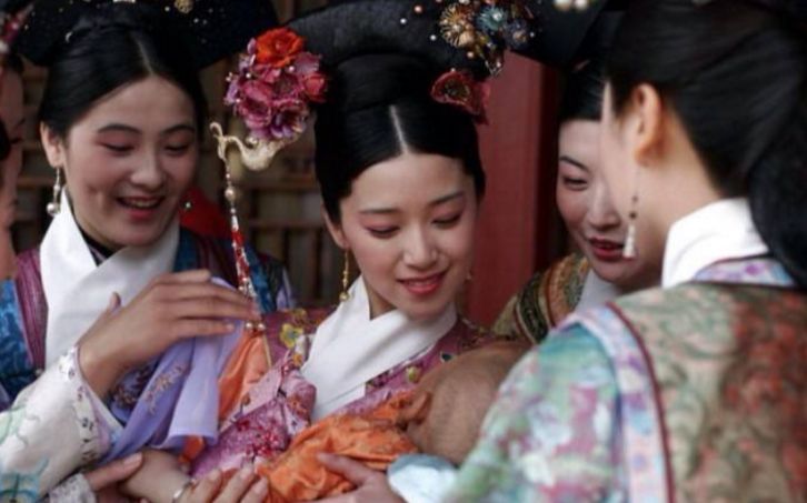 清朝一妃子怀孕时,遭太医喂毒药,孩子反倒没死还成了一代帝王!